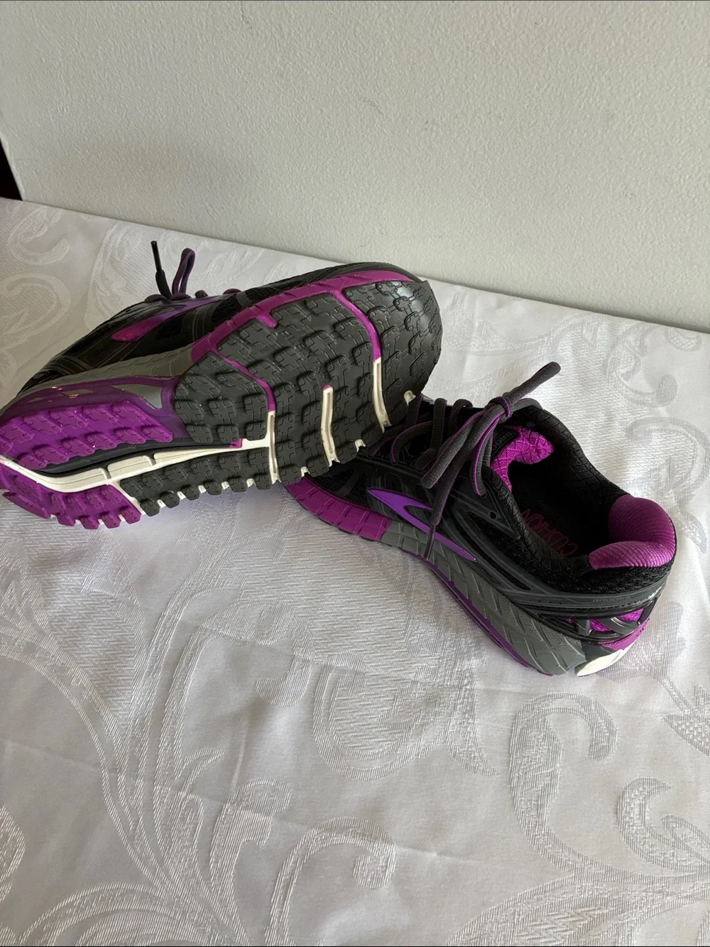 Brooks Women's Black and Purple Running Shoes Brooks Ariel